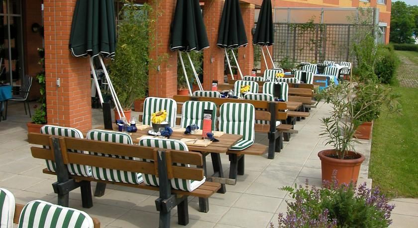 Hilton Garden Inn Vienna South 외부 사진